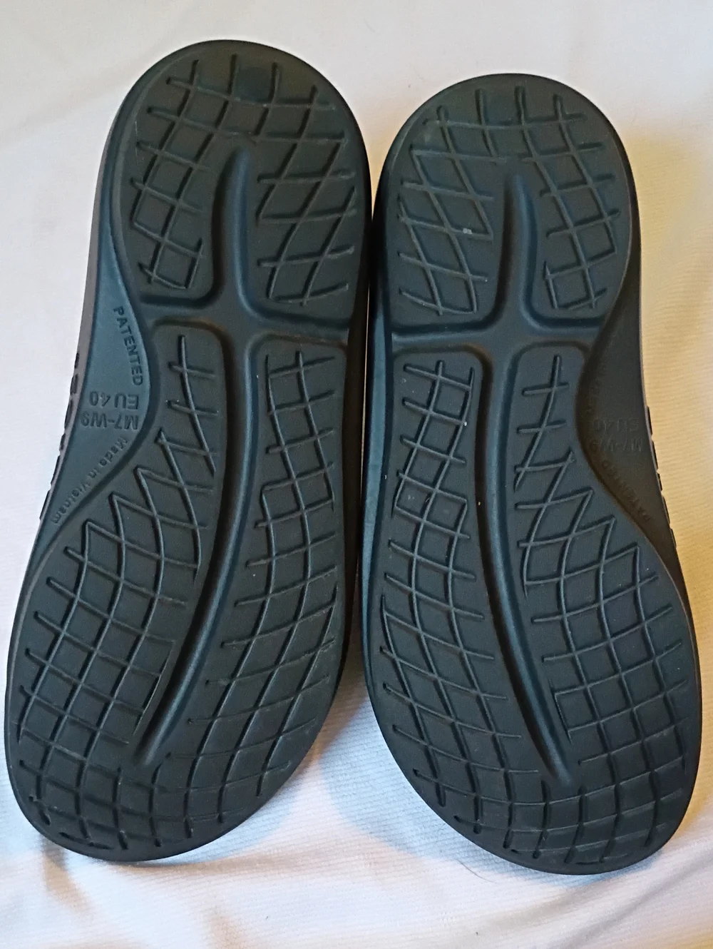 OOFOS Women’s OOlala Slide Sandals - Black